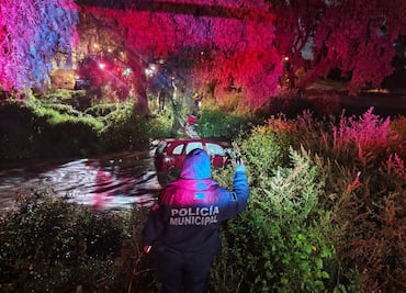 Rescatan a persona atrapada en dren pluvial del fraccionamiento Chavarría