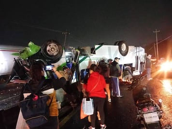 Al menos 19 lesionados saldo del accidente del autobús AVM