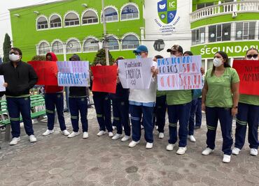 Se manifiestan estudiantes del CEUMH tras irregularidades