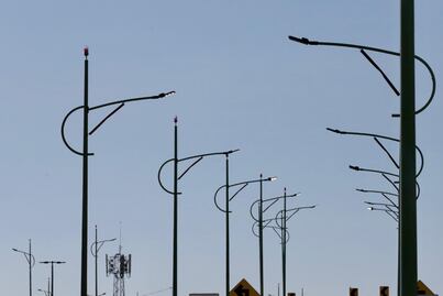 Pachuca ya debe 100 millones de pesos a empresa arrendadora de luminarias