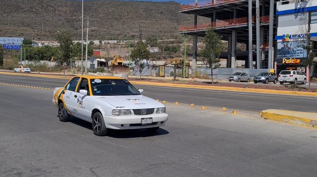 Usuarios de taxis denuncian a choferes por careros | Foto: Arturo Torres