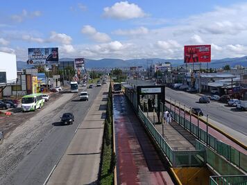 Vecinos del sur de Pachuca desisten de bloqueo tras restablecimiento parcial de agua