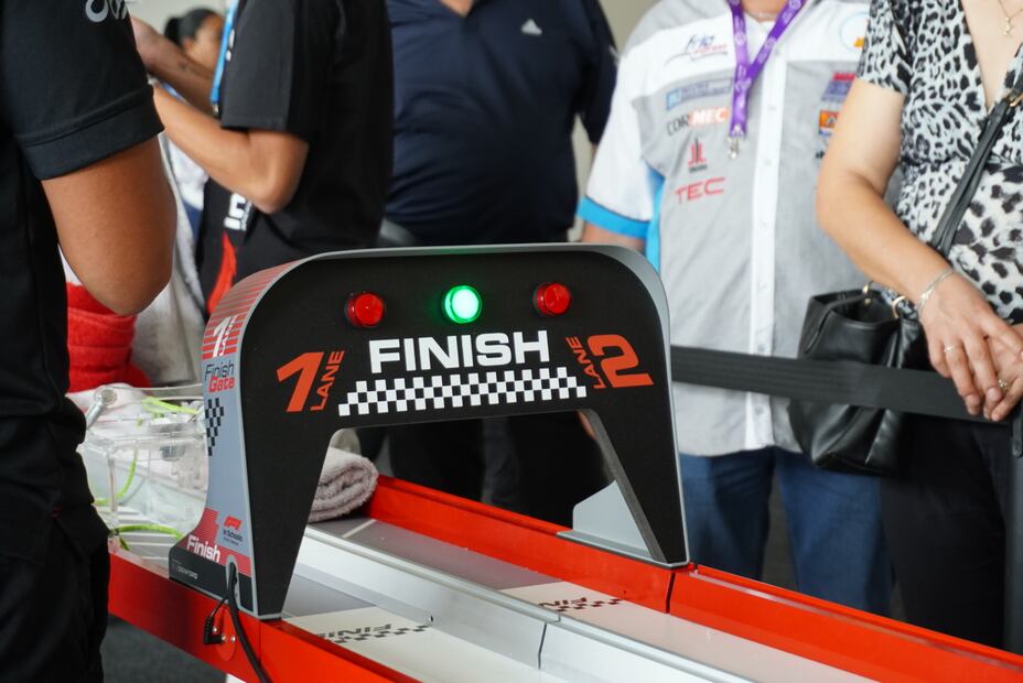 La escudería Horus Racing Team del Colegio de Estudios Científicos y Tecnológicos del Estado de Hidalgo (CECyTE Hidalgo), plantel Huautla, logró un destacado desempeño en la competencia nacional F1 in Schools 2024.