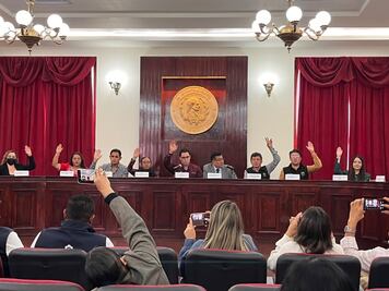 Solicitan a Fiscalía Anticorrupción agilizar investigaciones contra exfuncionarios de Pachuca La propuesta fue aprobada por unanimidad en el cabildo