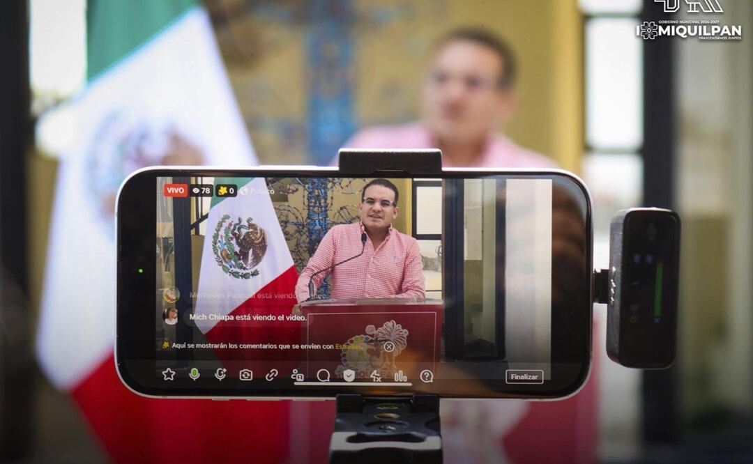 En los videos que circulan en redes sociales, la mayoría de los comentarios son de apoyo al alcalde | Facebook: Emanuel Hernández