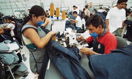 Operan 600 maquiladoras de ropa en la informalidad en Hidalgo