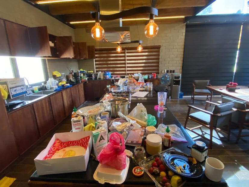 Un altar y tratamiento renal, así era el refugio de “El Mencho”
 Foto: Foto: Valente Rosas / EL UNIVERSAL