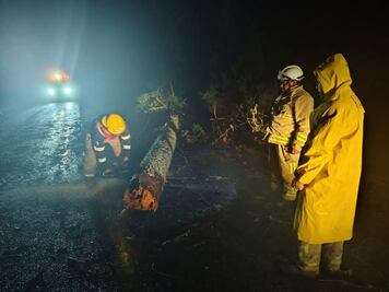 Lluvias provocan derrumbes y cancelación de eventos en la Sierra Gorda y Valle del Mezquital
