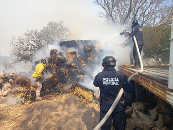 Atienden siete incendios en el municipio de Huichapan 