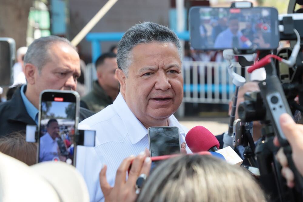 Julio Menchaca, Gobernador de Hidalgo Foto: Luis Soriano