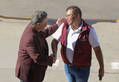 Gobernador de Hidalgo anuncia aumento salarial para trabajadores estatales
