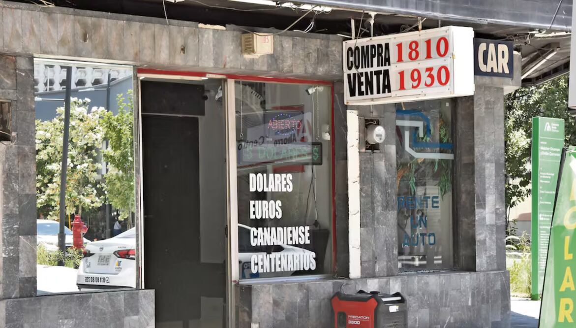 Tras el reporte de inflación en Estados Unidos, el peso se apreció tanto en sus operaciones al mayoreo como al menudeo. Archivo El Universal