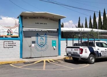 Maestra es encontrada herida en los baños de una primaria en Zapotlán