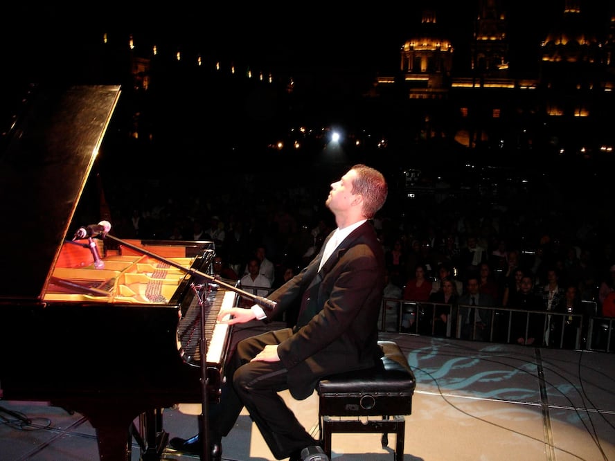 Facebook: Jose Luis Altamirano