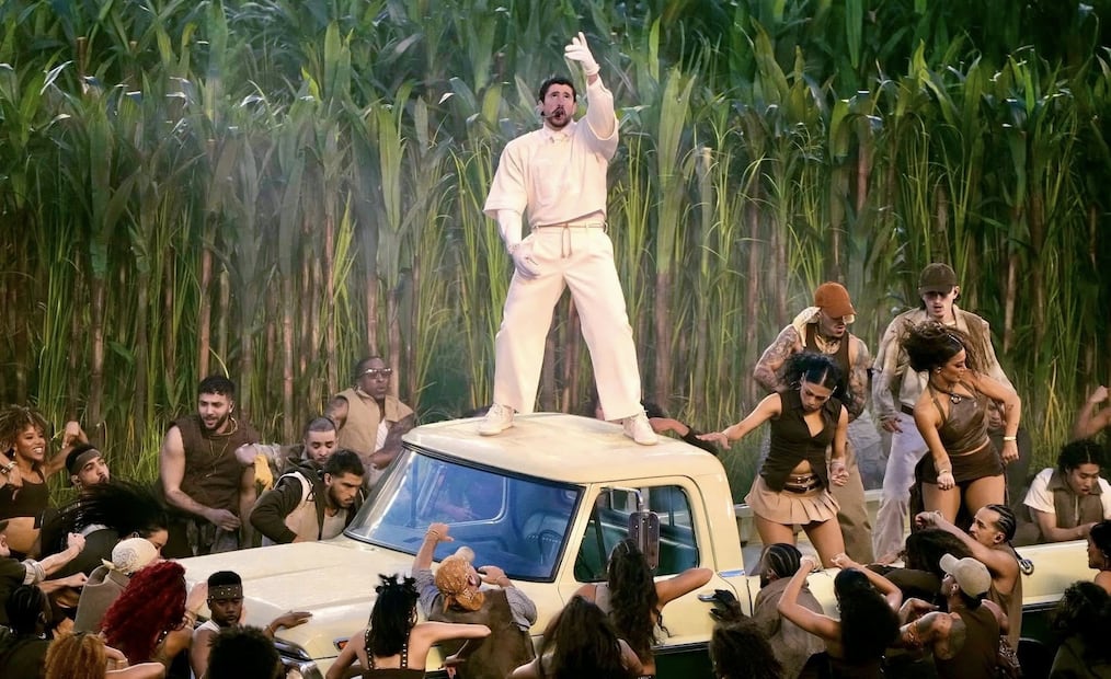 Hidalgo deja huella en el Super Bowl LX | Faceboook: Alex Tovar