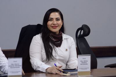 Solicita Alhely Medina licencia indefinida en el Congreso local