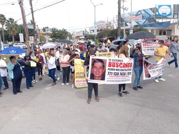 Familiares de desaparecidos en Tula marchan por la ciudad; acusan más de 20 desapariciones