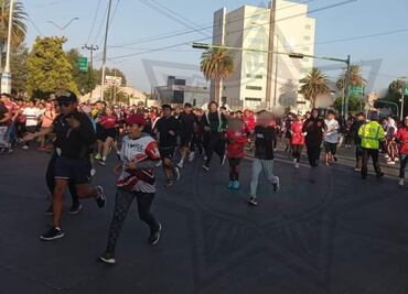 Toma vías alternas, carrera atlética mantiene cerradas vialidades