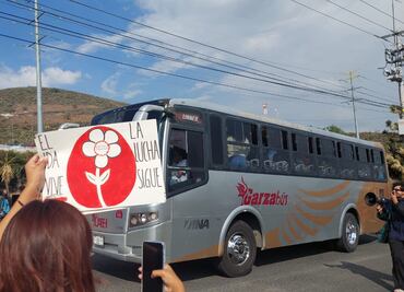 Estudiantes mantienen bloqueo intermitente sobre la Pachuca-Actopan