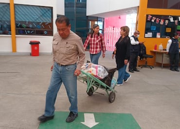 Hidalguenses y familias foráneas se solidarizan con damnificados tras la perturbación tropical 90-E