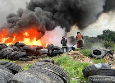 Quema de llantas en Las Torres, Mineral de la Reforma