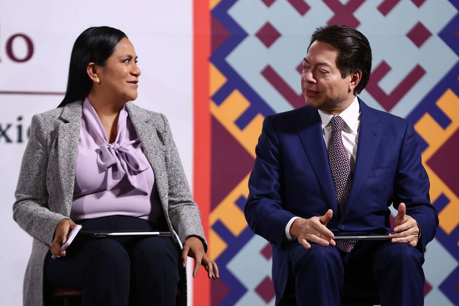 La presidenta de México, Claudia Sheinbaum, en su conferencia de este lunes 17 de febrero de 2025 en Palacio Nacional. Asisten: titular de la SEP, Mario Delgado, secretaria de Bienestar, Ariadna Montiel. Foto: Agencia EL UNIVERSAL/Berenice Fregoso/LCG.