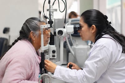 Cataratas y glaucoma, entre los males visuales más frecuentes en Tulancingo