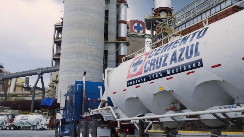 Vuelve a operar planta de La Cruz Azul en Hidalgo
