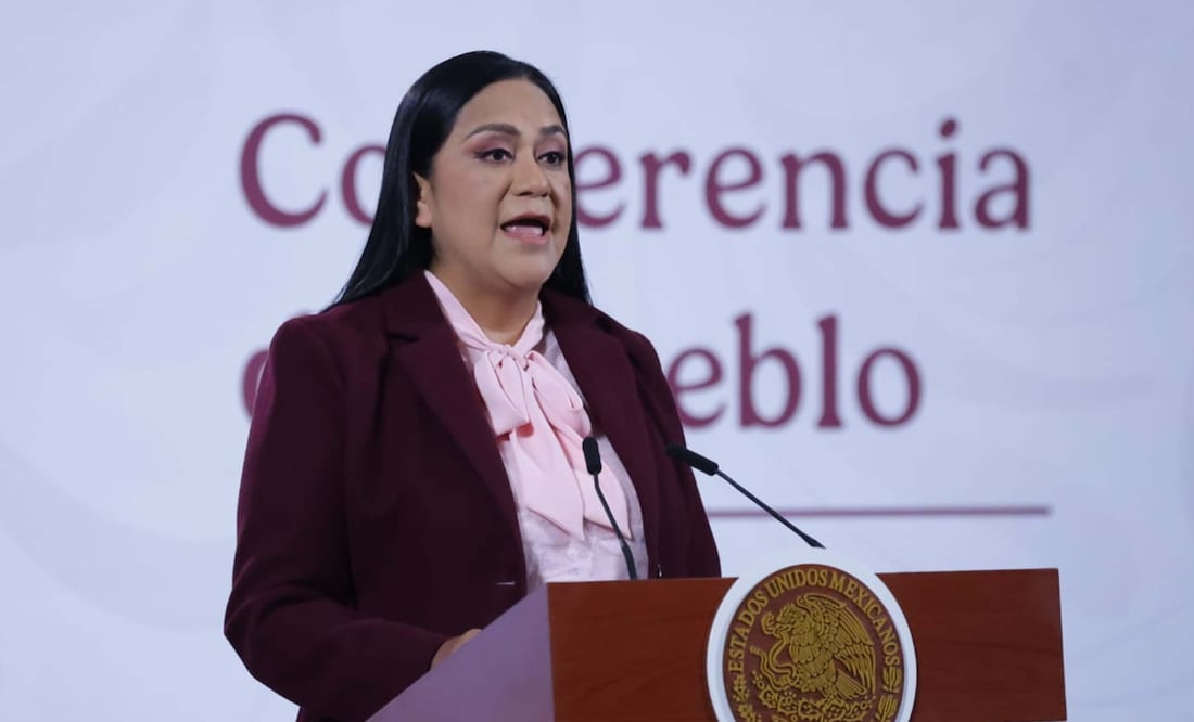 La presidenta Claudia Sheinbaum durante su conferencia matutina desde Palacio Nacional. La acompañan: Ariadna Montiel, secretaria de Bienestar. Foto: Agencia EL UNIVERSAL/Fernanda Rojas/RDB.