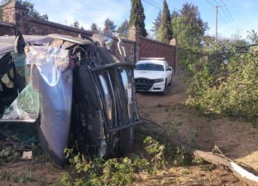 Accidente en Santiago Tulantepec deja dos mujeres heridas