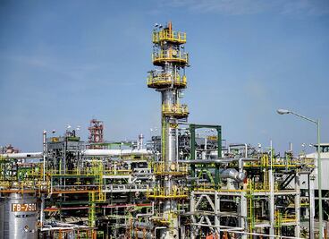Implementan restricciones en la refinería de Tula por contingencia ambiental