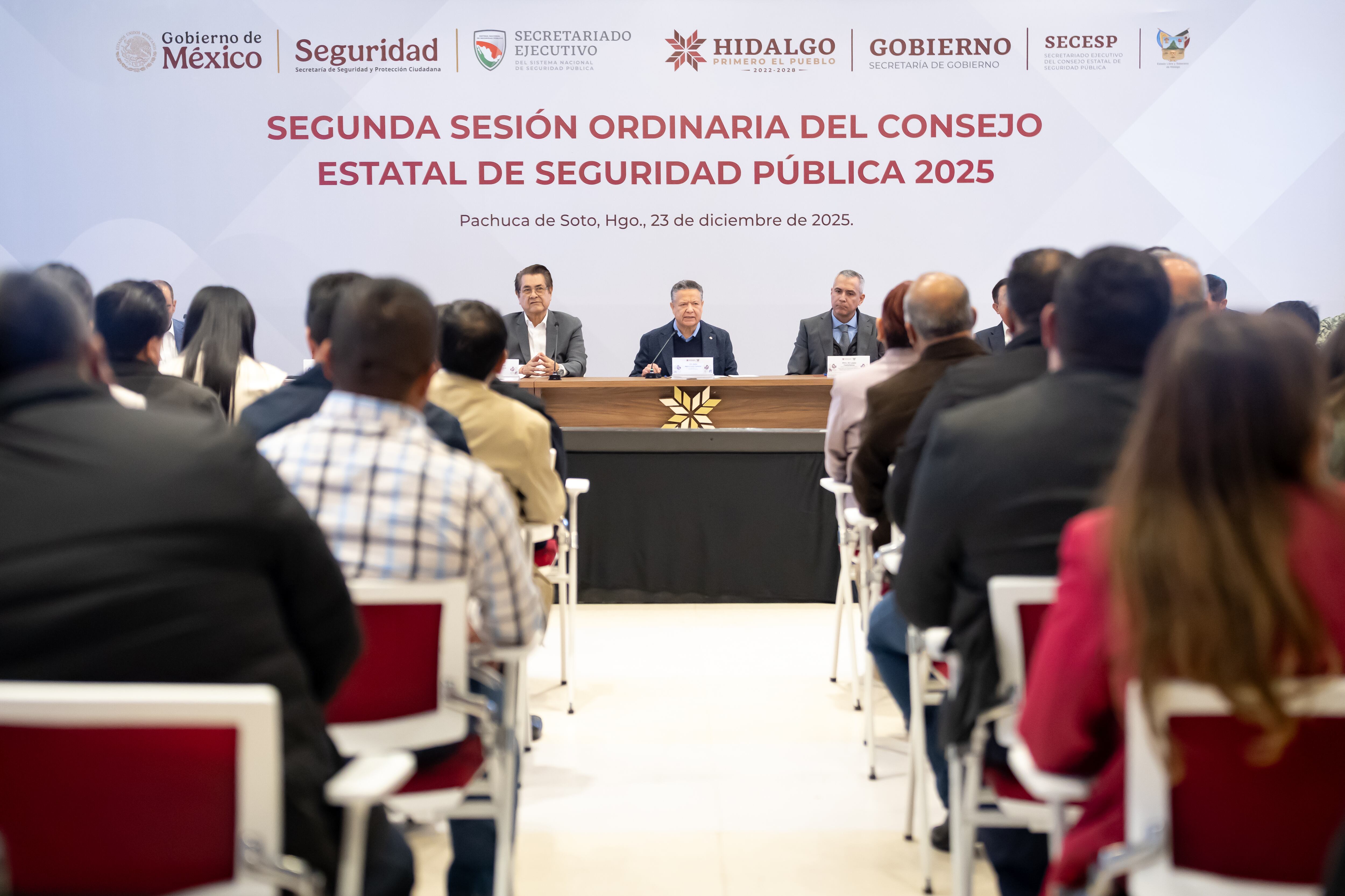 Julio Menchaca llama a reforzar la coordinación en seguridad entre los ...