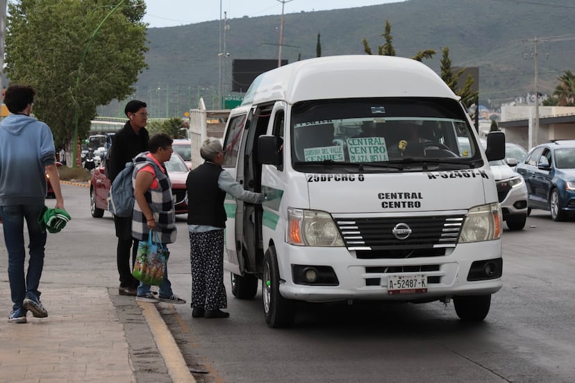 Unidad de transporte público es sancionada en Pachuca
