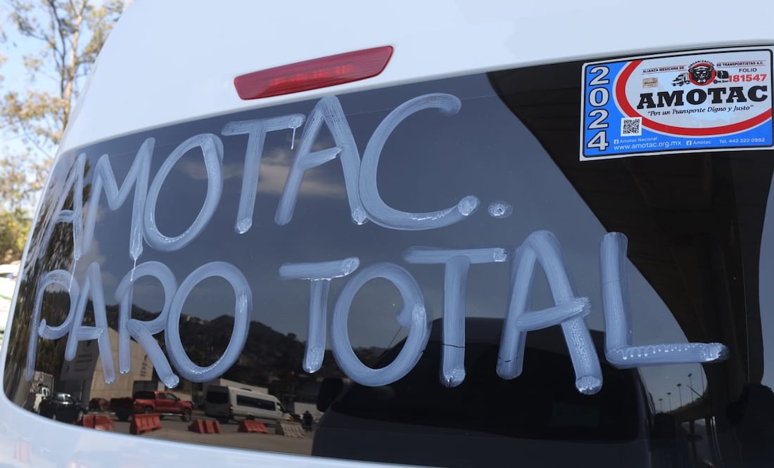 Paro de transportistas en la autopista México-Cuernavaca | Foto: Gabriel Pano