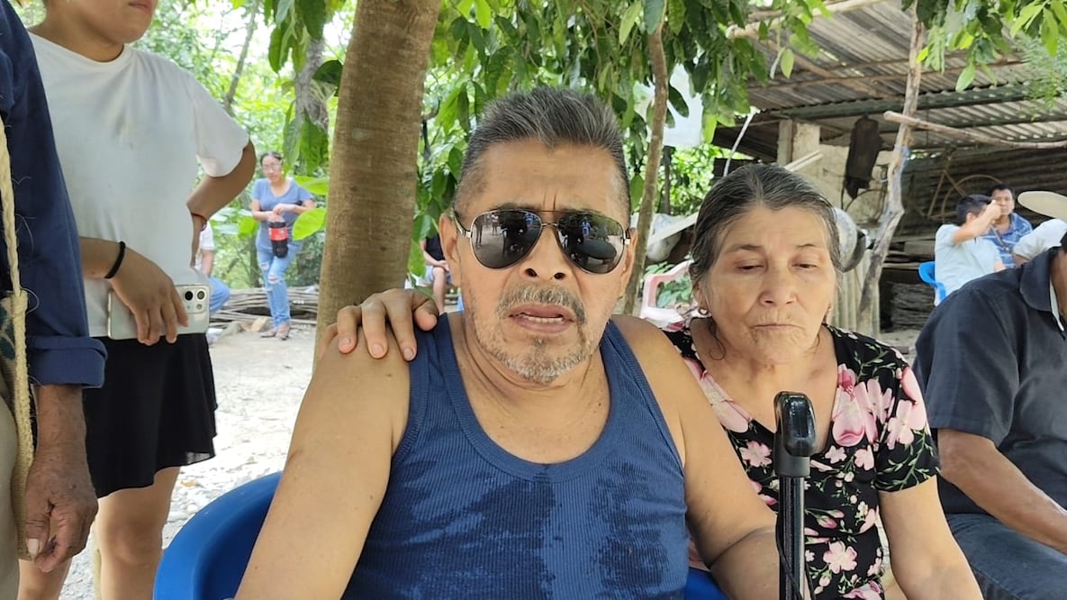 Zeferino Martínez González, habitante de la localidad de Cuapilol, La Capilla, perteneciente al municipio de Jaltocán, señaló que María Teresa Amador Hernández, hermana del presidente municipal, Guillermo Amador Lara, busca despojarlo de un terreno I Foto: Francisco Bautista