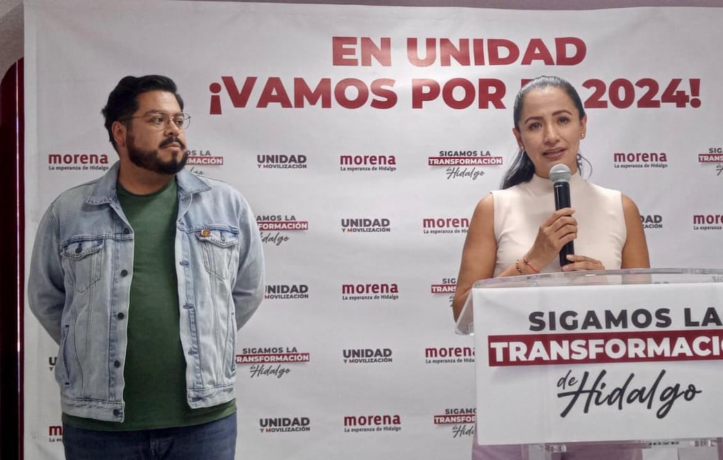 En conferencia de prensa en la sede de Morena Flor Nochebuena anuncia su renuncia a la candidatura del PT en Xochiatipan y se suma a la 4T
Foto: Luis Soriano