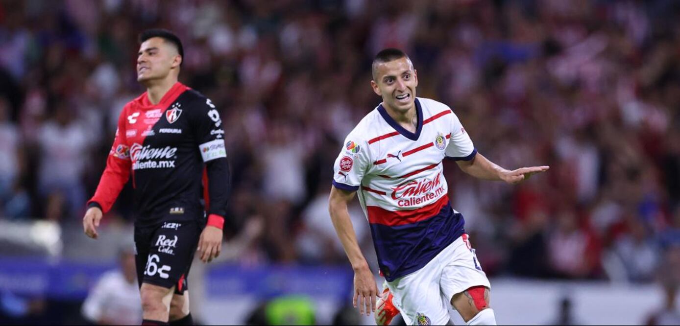 Piojo Alvarado I Foto: @Chivas