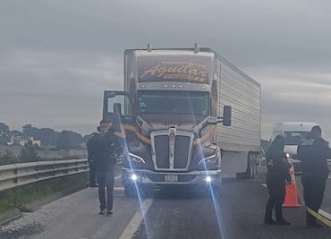 Localizan a una persona sin vida dentro de tráiler en la México-Tuxpan