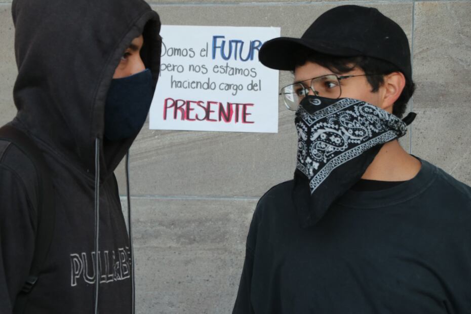 Estudiantes del ITP bloquean acceso en protesta por acoso y falta de sanciones | Foto: Especial