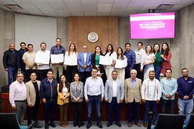 Capacitan a servidores públicos en mediación y construcción de paz