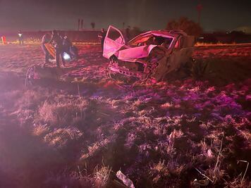 Fallecen dos personas en volcadura de camioneta en la Pachuca-Actopan