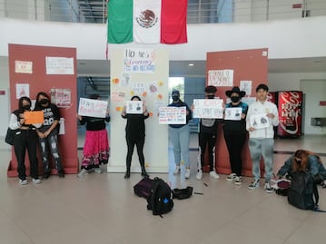 Protestan pacíficamente en el ICAP en Tulancingo