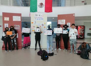 Protestan pacíficamente en el ICAP en Tulancingo