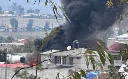 Incendio consume restaurante y talachera en barrio Tepalzingo de Tulancingo