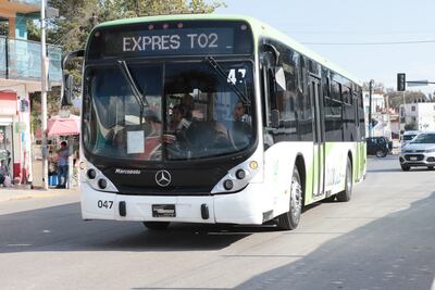 Multas de hasta 3 mil 394 pesos por invadir el carril del Tuzobús en Hidalgo