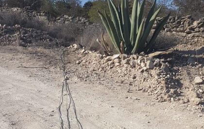 Hallan a hombre muerto junto a cableado eléctrico en Chapantongo