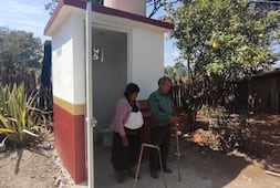 Construyen 45 sanitarios con biodigestores en tres municipios