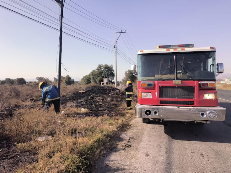 Protección Civil atiende cinco incendios de pastizales en Mineral de la Reforma