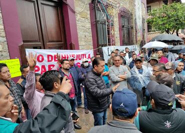 Comerciantes de Huejutla marchan en contra de la llegada de tiendas chinas