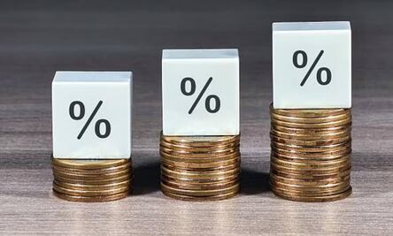 Prevén alza salarial de 6.8% a 7.2% para personal sindicalizado en México en 2025; se negociarán prestaciones